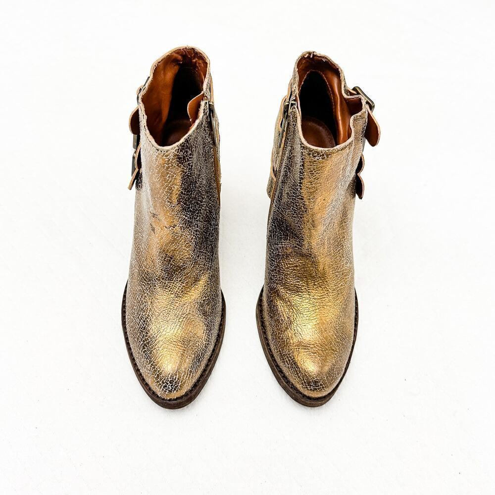 Schutz Cracked Gold Metallic Craquele Ouro Motorcycle Ankle Boots Size 6 NWT